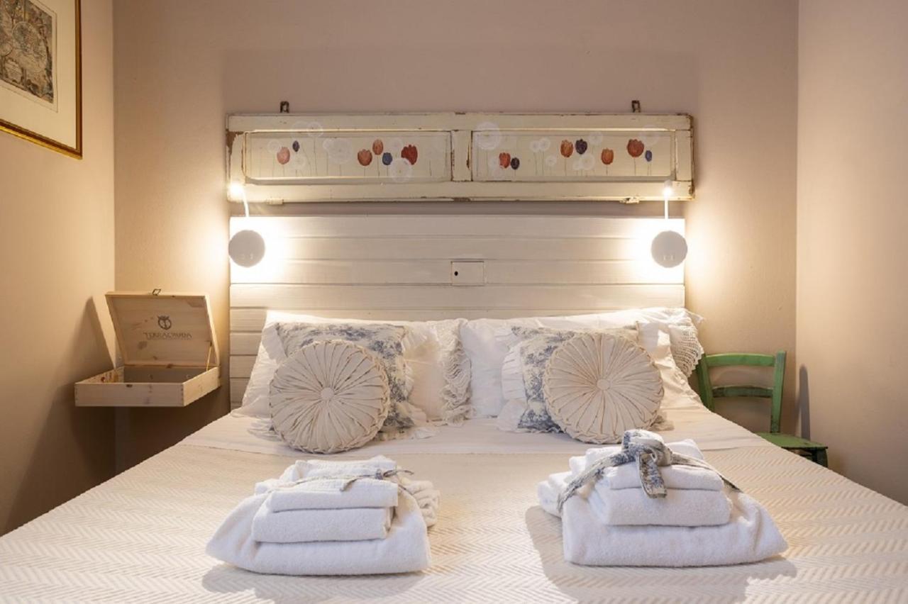 La Pulcia B&B Gradara Exterior photo